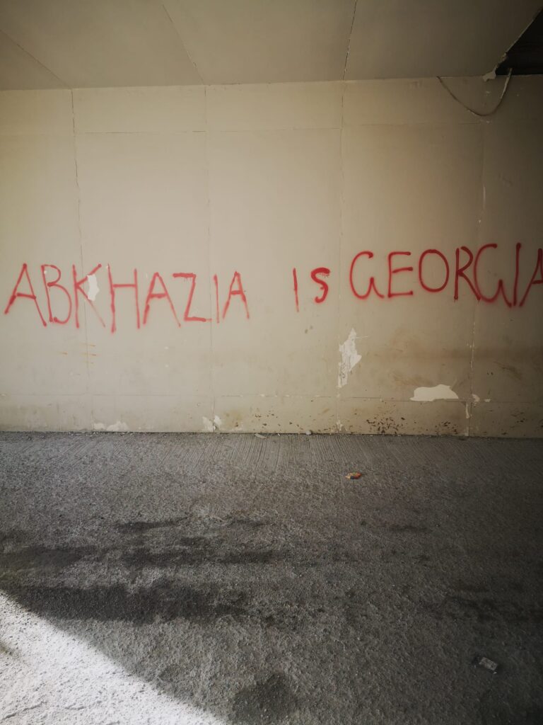 Abkhazia is Georgia: Georgier wollen annektiertes Staatsgebiet von Russland zurück. (C) Susi Mayer